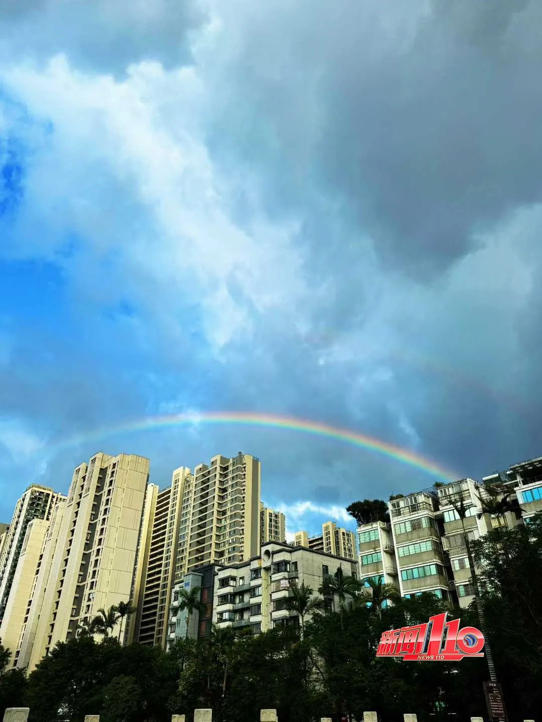 台风“丹娜丝”加强为强台风级!19家景区关闭,福州火车站多趟列车将停运 台风“丹娜丝”加强为强台风级!19家景区关闭,福州火车站多趟列车将停运
