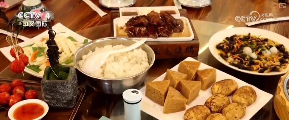 “影视+文旅”带动“剧中同款”销量增长 主题IP游成文旅消费新亮点 “影视+文旅”带动“剧中同款”销量增长 主题IP游成文旅消费新亮点