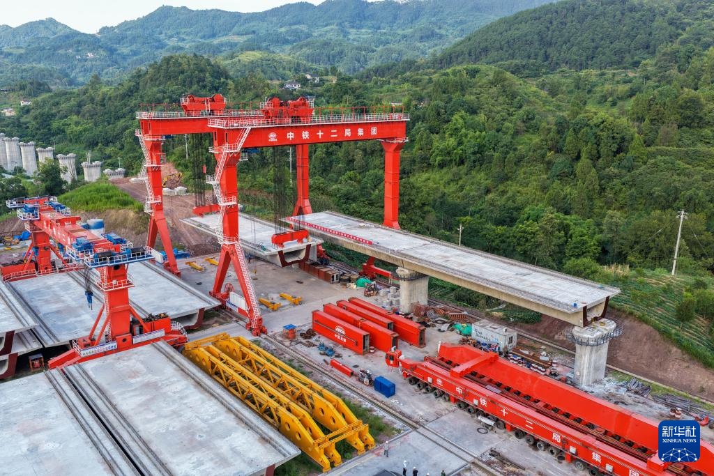 渝万高铁建设有序推进 渝万高铁建设有序推进
