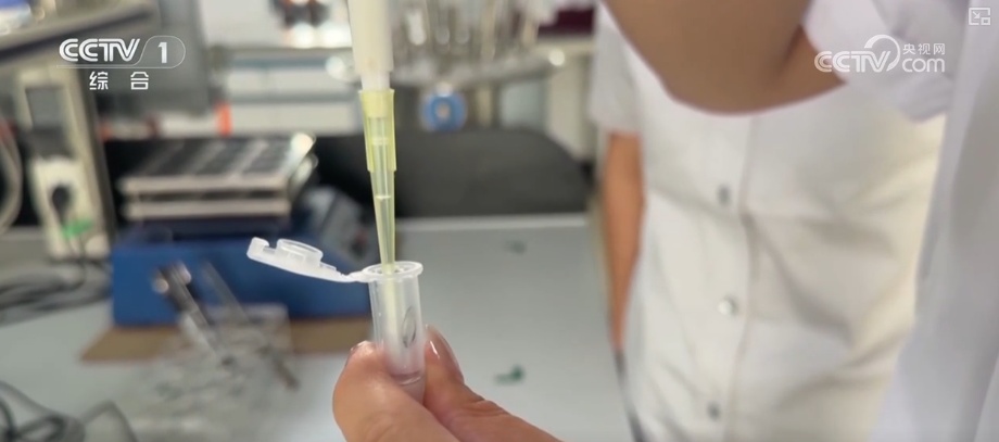 一粒小麦里的党员温度 “党员突击队”下沉收购一线保障夏粮颗粒归仓 一粒小麦里的党员温度 “党员突击队”下沉收购一线保障夏粮颗粒归仓