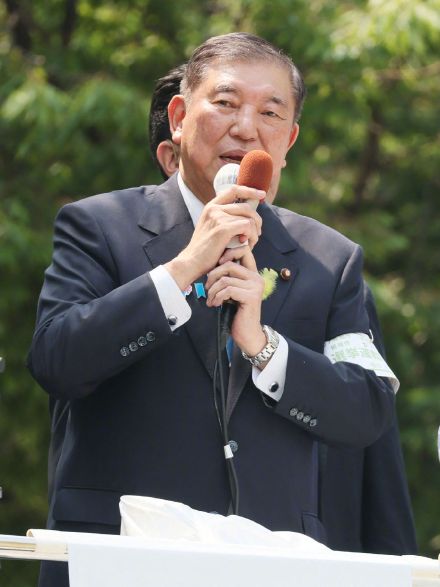 石破茂:不会在对美关税谈判中“轻易妥协” 石破茂:不会在对美关税谈判中“轻易妥协”