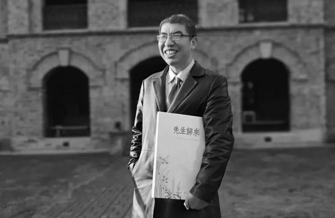 知名作家因病去世，年仅59岁，主要著作有《金庸传》《百年寻梦》等