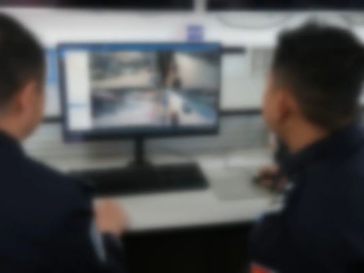 潜伏、堵截、飙车……他与毒贩们的边境生死战 潜伏、堵截、飙车……他与毒贩们的边境生死战