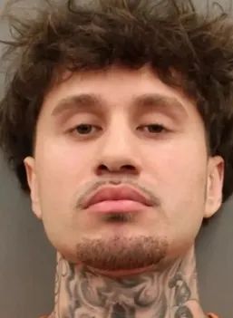 美国两网红因与他人争吵,竟朝对方开14枪,还在案件新闻前跳舞 美国两网红因与他人争吵,竟朝对方开14枪,还在案件新闻前跳舞