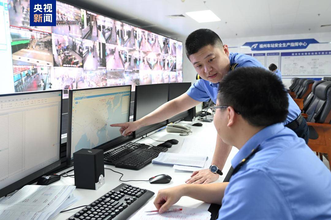 台风“丹娜丝”影响减弱 福建沿海铁路列车逐步恢复运行 台风“丹娜丝”影响减弱 福建沿海铁路列车逐步恢复运行