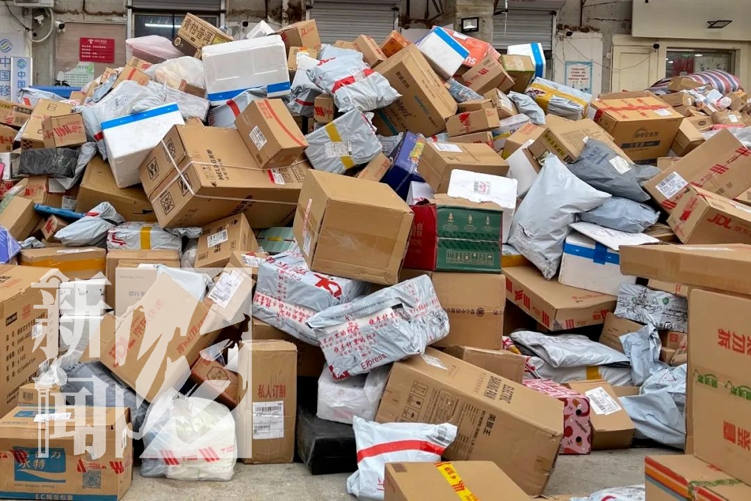 抓住漏洞, 果断出手! 男子深夜多次现身上海此地…真刑！