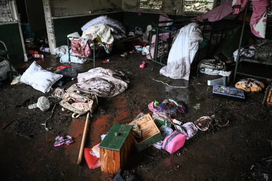 造成至少82人死亡，包括28名儿童！特朗普签署重大灾难声明