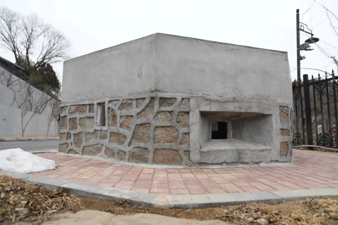 他在北京一座山上发现的15个字，是日本侵华铁证！