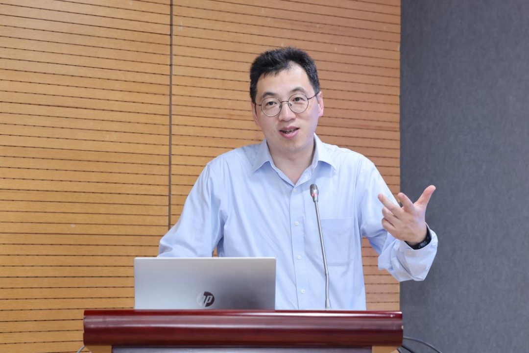 资讯动态 | 名师领航启新程,科教融合育未来 ——2025年科技教师交流活动(名师工作室)开班仪式成功举办 资讯动态 | 名师领航启新程,科教融合育未来 ——2025年科技教师交流活动(名师工作室)开班仪式成功举办