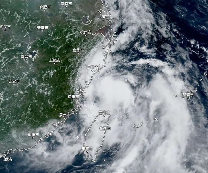 台风“丹娜丝”已致2死！预测：将二次登陆，上海风雨或加大！一地惊现54℃……