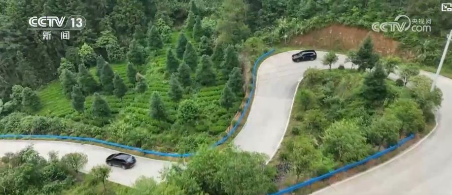 1.5万公里农村公路安全防护工程落地:“一路一策”保安全 以工代赈促增收 1.5万公里农村公路安全防护工程落地:“一路一策”保安全 以工代赈促增收