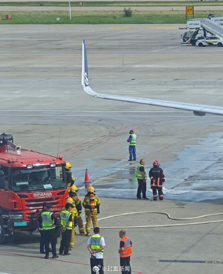 航司回应飞机漏油致航班延误：临时机械故障导致溢油，航班已安全抵达