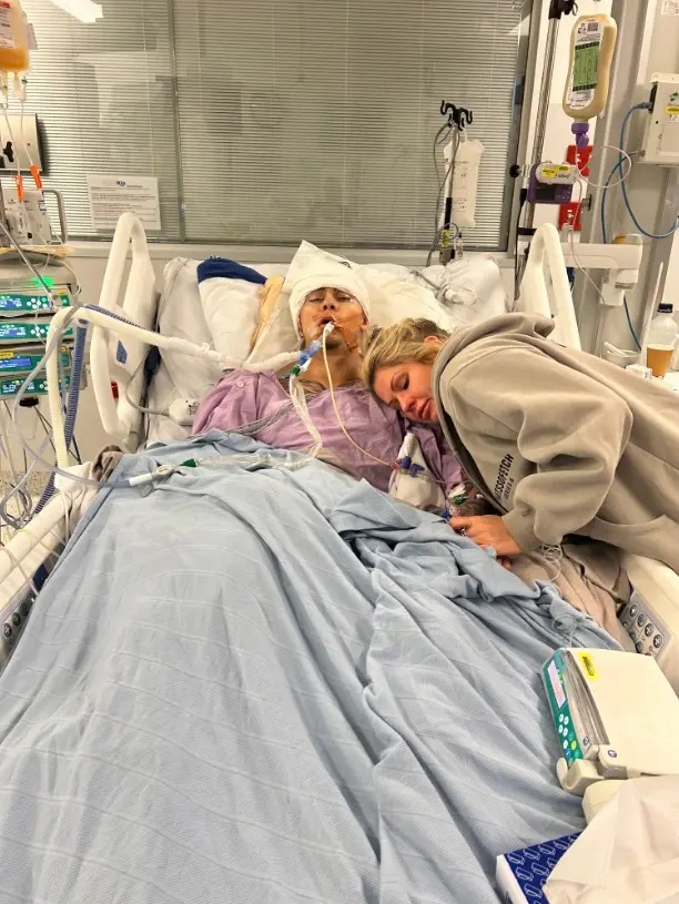 18岁男生与女友同居太兴奋后空翻摔死,当时自己还能站起来…… 18岁男生与女友同居太兴奋后空翻摔死,当时自己还能站起来……