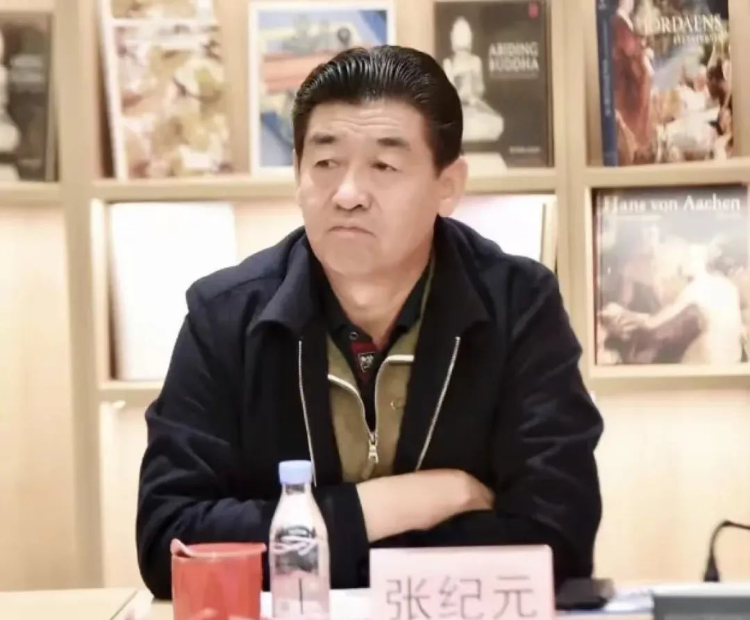 将服务群众的义务当作管理群众的特权!张纪元,被开除党籍! 将服务群众的义务当作管理群众的特权!张纪元,被开除党籍!