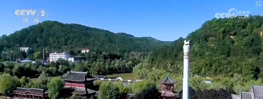 夏日消暑经济花样上新 “避暑+文化+潮流”跨界融合多业态消费火热 夏日消暑经济花样上新 “避暑+文化+潮流”跨界融合多业态消费火热