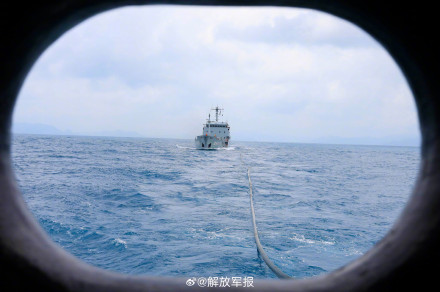 砺兵深蓝！海军多艘舰艇海上练兵
