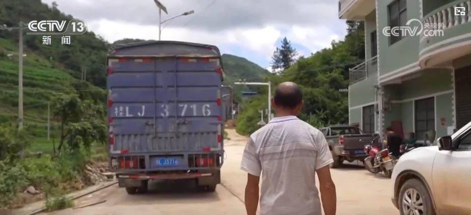 争分夺秒的生命保卫战:干群携手织密防灾网 1小时紧急转移21人实现“零伤亡” 争分夺秒的生命保卫战:干群携手织密防灾网 1小时紧急转移21人实现“零伤亡”