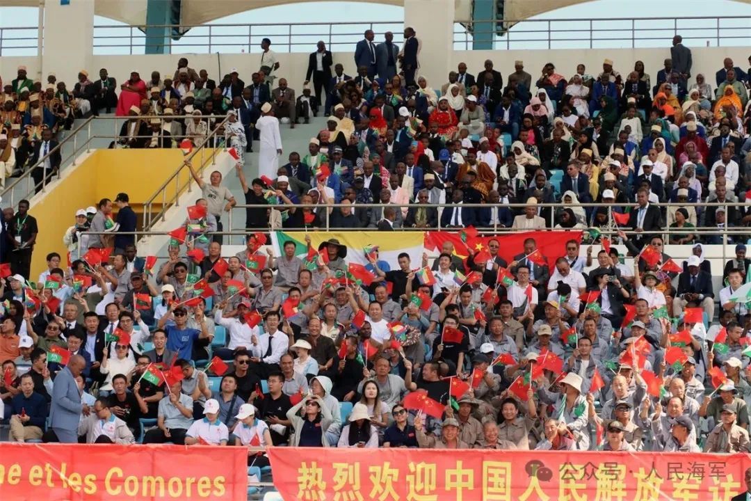 中国人民解放军首次亮相科摩罗阅兵活动 中国人民解放军首次亮相科摩罗阅兵活动