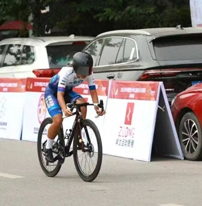 四川达州一初中女孩，获全国冠军！