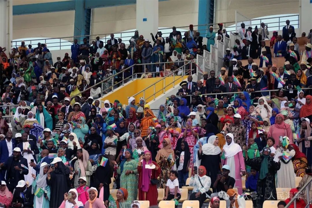 中国人民解放军首次亮相科摩罗阅兵活动 中国人民解放军首次亮相科摩罗阅兵活动