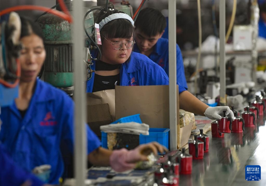 小小咖啡壶的大生意