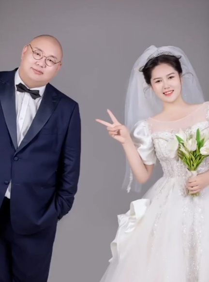 消息传来：他官宣得子！网友：恭喜