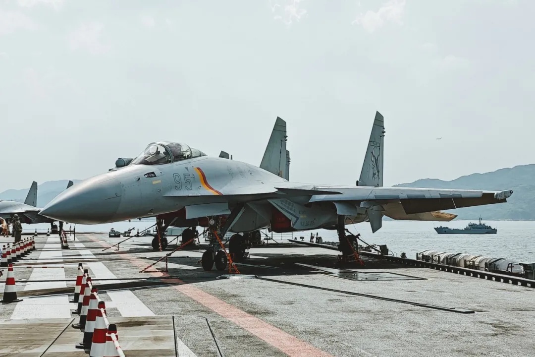 “中国要像造手机一样造战斗机！”