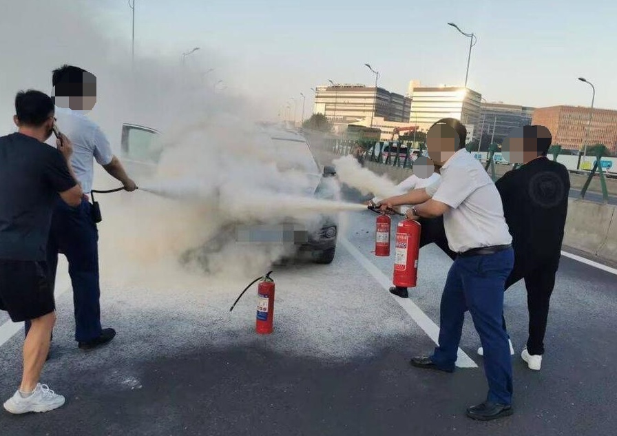 这些东西，车里不能放！