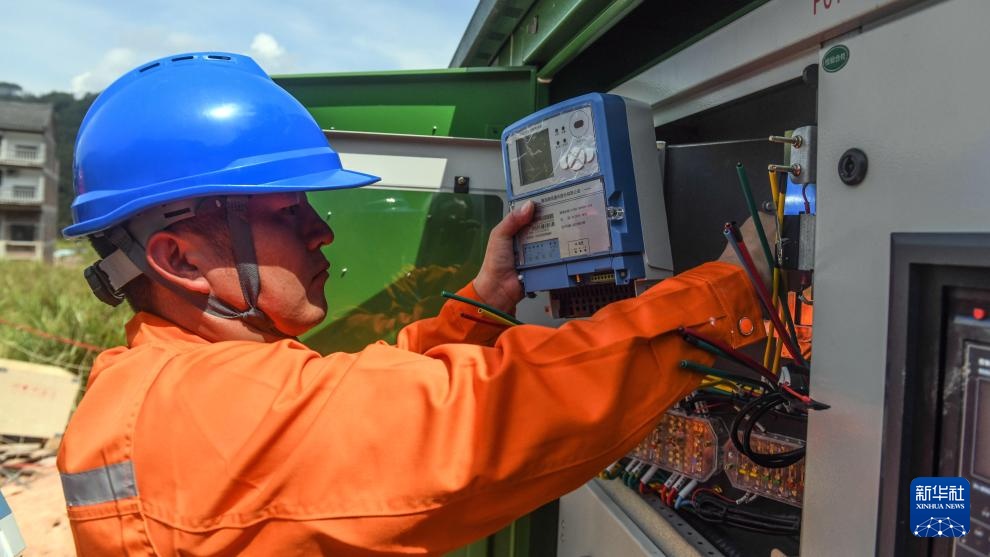 迎峰度夏保供电 迎峰度夏保供电