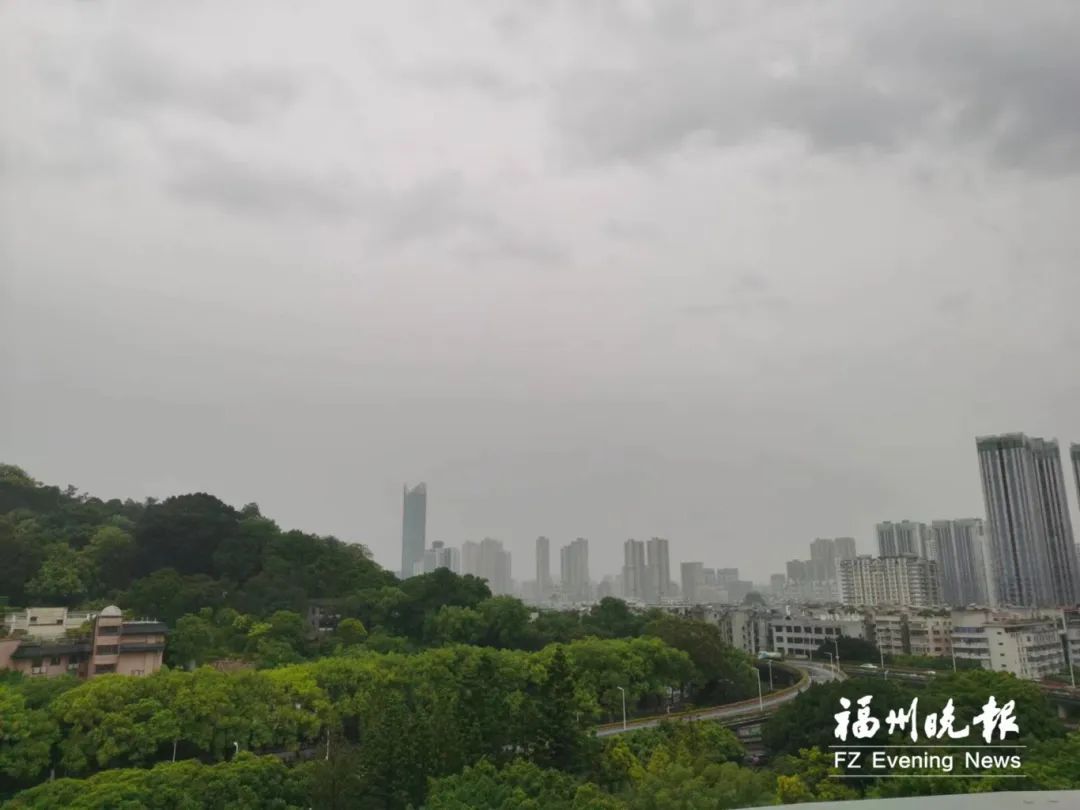 橙色预警！网友：说好的暴雨呢？福州气象回应……
