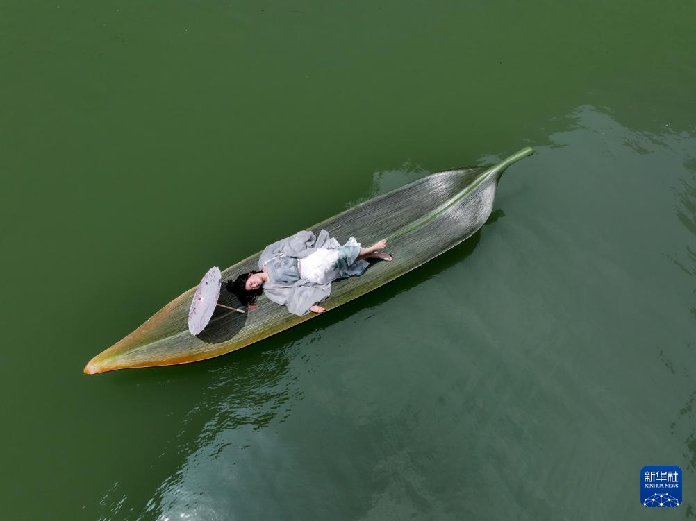 湖北鹤峰:屏山峡谷 秘境寻踪 湖北鹤峰:屏山峡谷 秘境寻踪