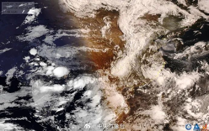 第三次登陆!台风“丹娜丝”已进入福建!大暴雨!特大暴雨! 第三次登陆!台风“丹娜丝”已进入福建!大暴雨!特大暴雨!