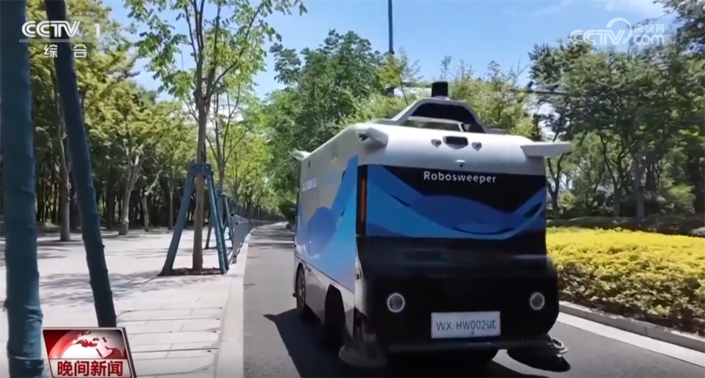 智能装备、紧急救助、防暑降温……各地多举措积极应对高温“烤”验 智能装备、紧急救助、防暑降温……各地多举措积极应对高温“烤”验