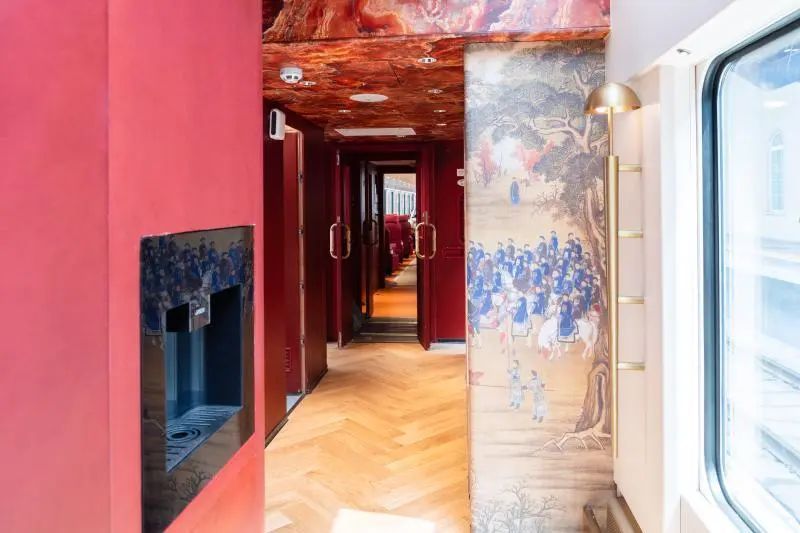 这么近,那么美!北京今日首发,新增全景观光旅游列车,颠覆认知—— 这么近,那么美!北京今日首发,新增全景观光旅游列车,颠覆认知——