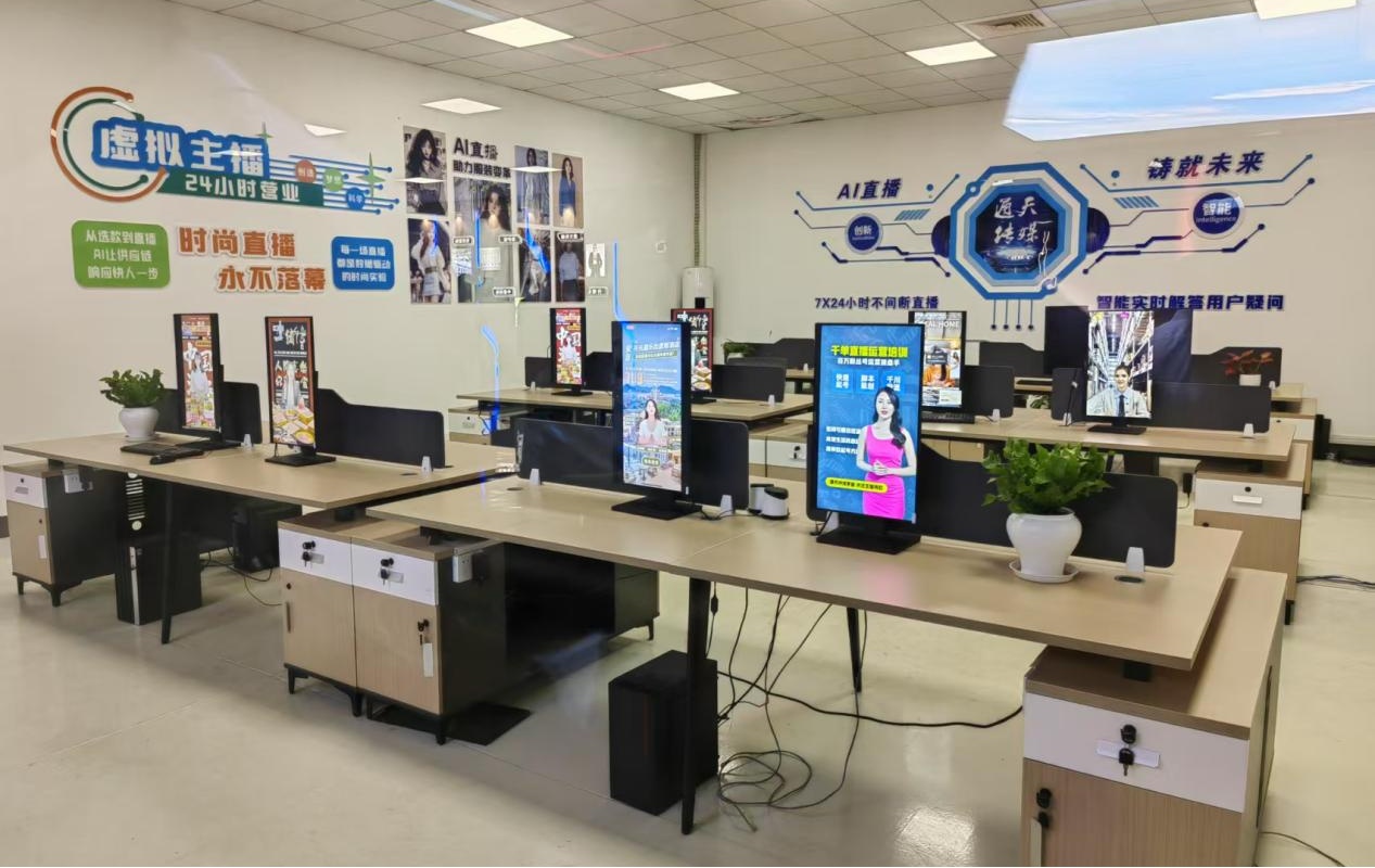 天门“智”衣“织”出全球新丝路