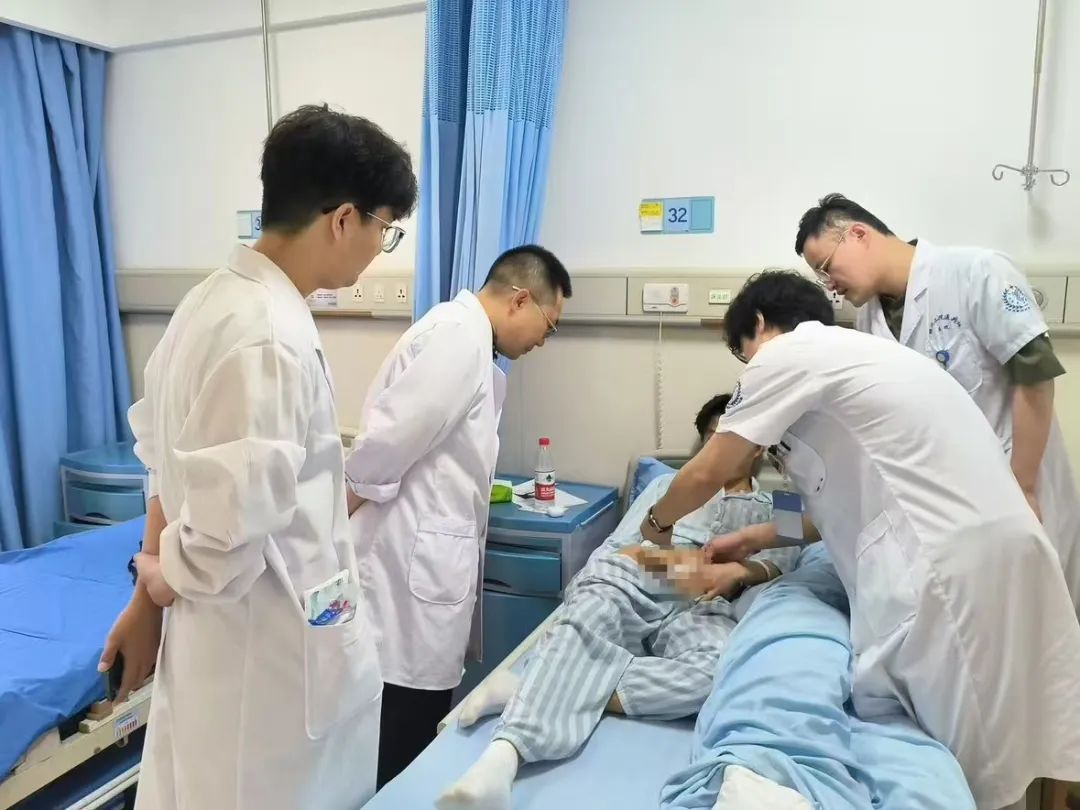 浙江24岁男子骑行时意外摔车，私处异常两天两夜！ 医生：拖下去可能影响终身