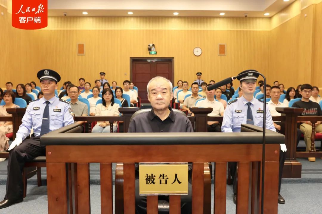 窦万贵,死缓! 窦万贵,死缓!