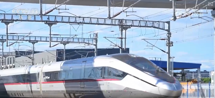 从零公里起步到全面领跑 中国高铁凭借诸多优势与技术“圈粉”