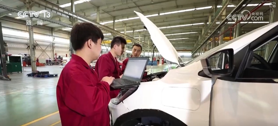 “市场+利好+供给” 多轮驱动燃动汽车消费“热”力