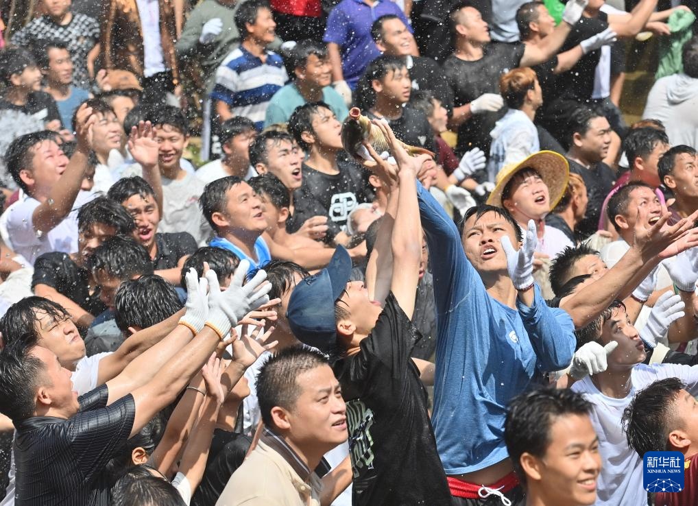 粤桂协作助力苗乡“清凉经济”发展