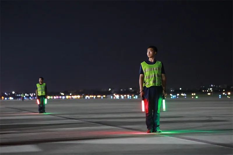 子夜,云端鏖战! 子夜,云端鏖战!