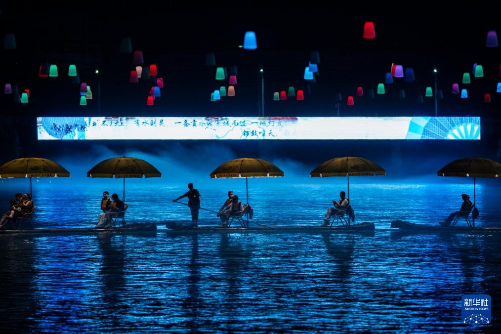 湖北宣恩:一河夜色起 精彩夏日游 湖北宣恩:一河夜色起 精彩夏日游