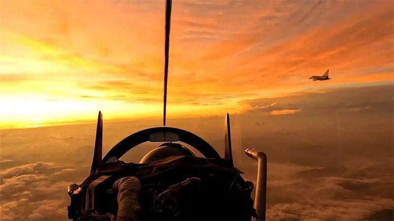 子夜,云端鏖战! 子夜,云端鏖战!