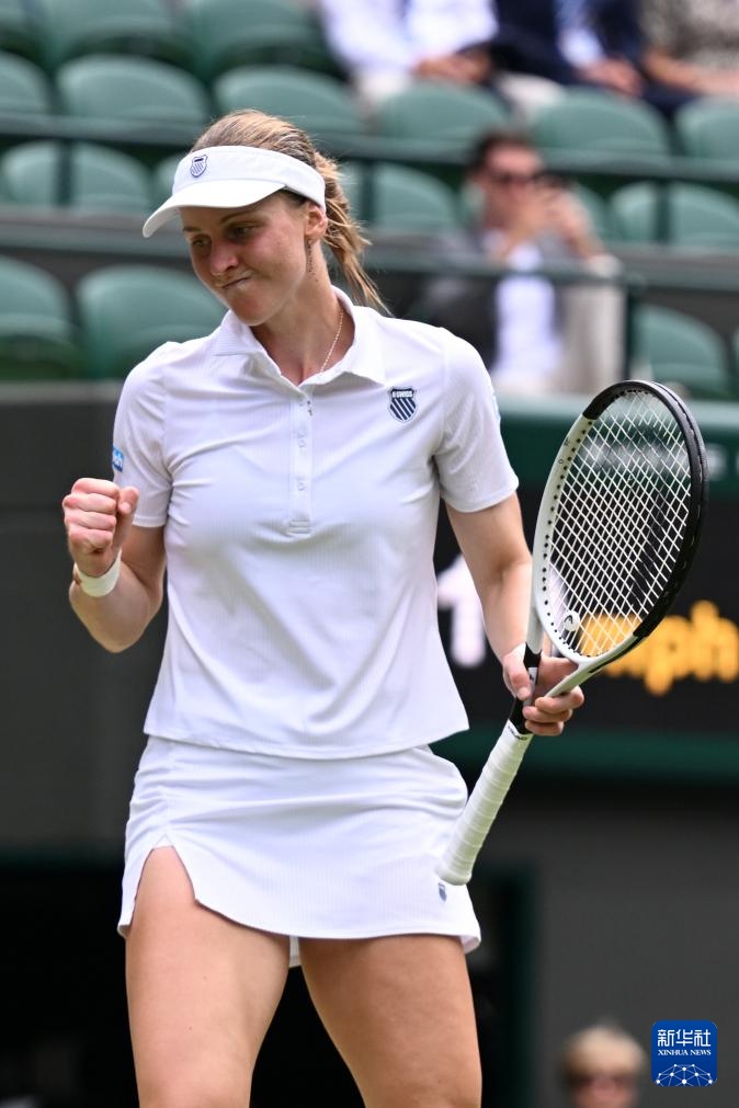 温网:斯维亚特克晋级女单半决赛 温网:斯维亚特克晋级女单半决赛