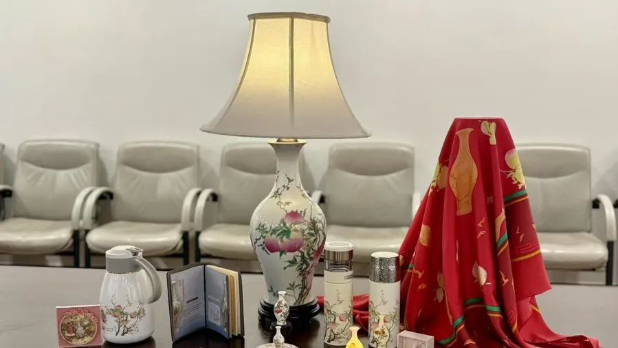 “不尊重历史”?上海博物馆正面回应质疑! “不尊重历史”?上海博物馆正面回应质疑!