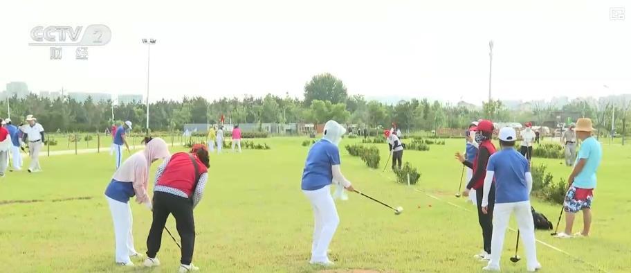 “中国游”升温:自然山水+文化体验 暑期入境游客数量持续攀升 “中国游”升温:自然山水+文化体验 暑期入境游客数量持续攀升