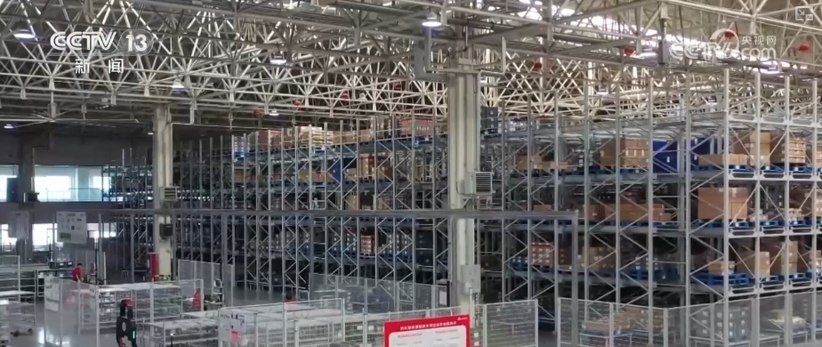 消费热,物畅其流!“三流合一”优势显效 2025年千亿件快递诞生提前35天 消费热,物畅其流!“三流合一”优势显效 2025年千亿件快递诞生提前35天