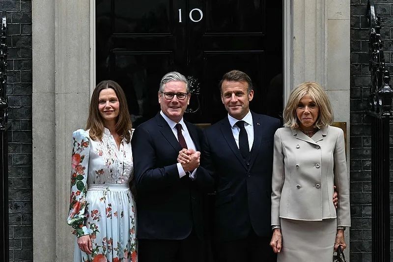 17年来首访!英法达成一致 17年来首访!英法达成一致