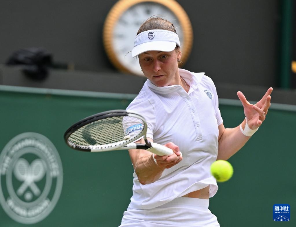 温网:斯维亚特克晋级女单半决赛 温网:斯维亚特克晋级女单半决赛