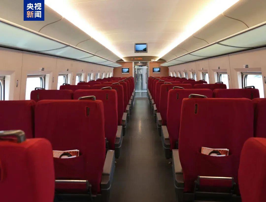 高铁上的E座哪去了?F座为啥最受欢迎?建议看完再买票 高铁上的E座哪去了?F座为啥最受欢迎?建议看完再买票